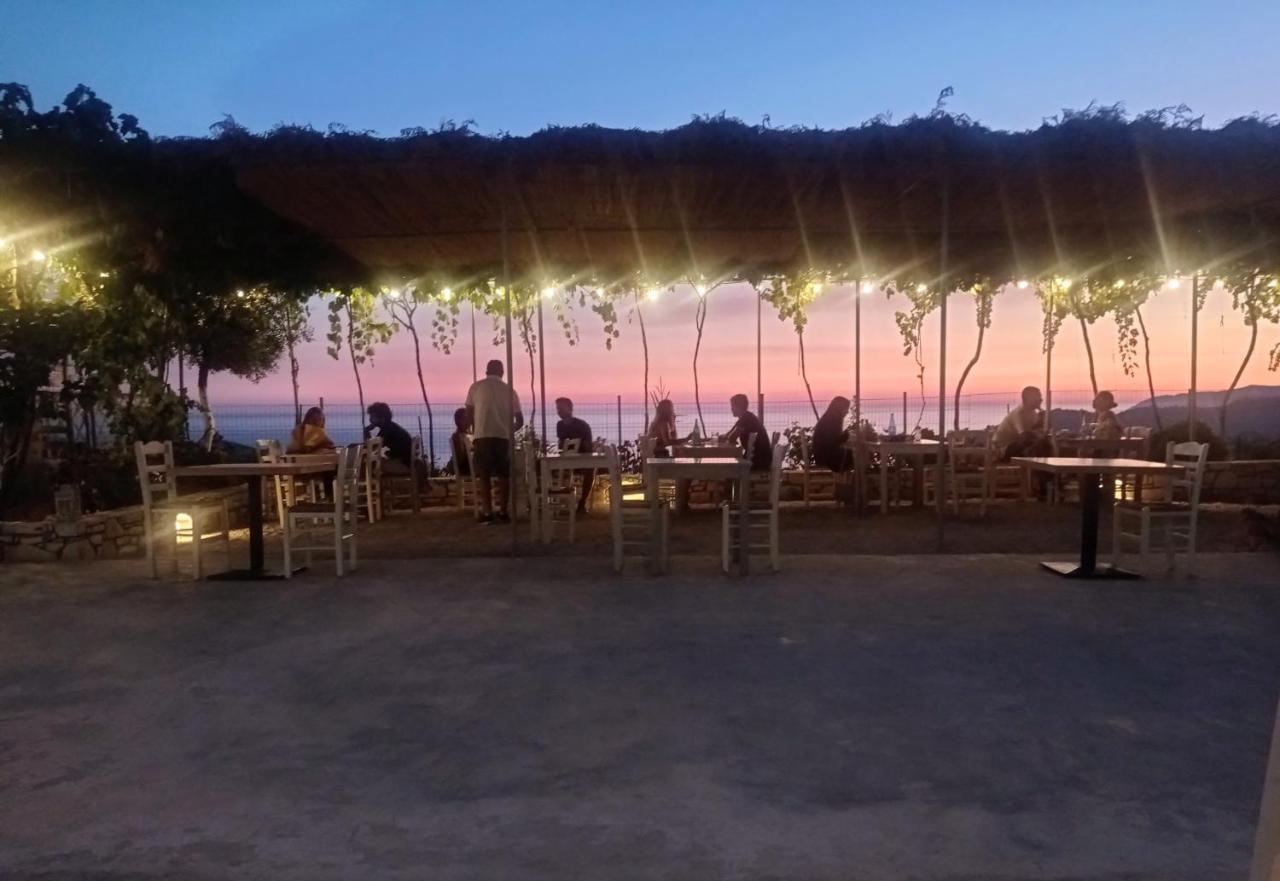 Elea Guesthouse Himara Kültér fotó