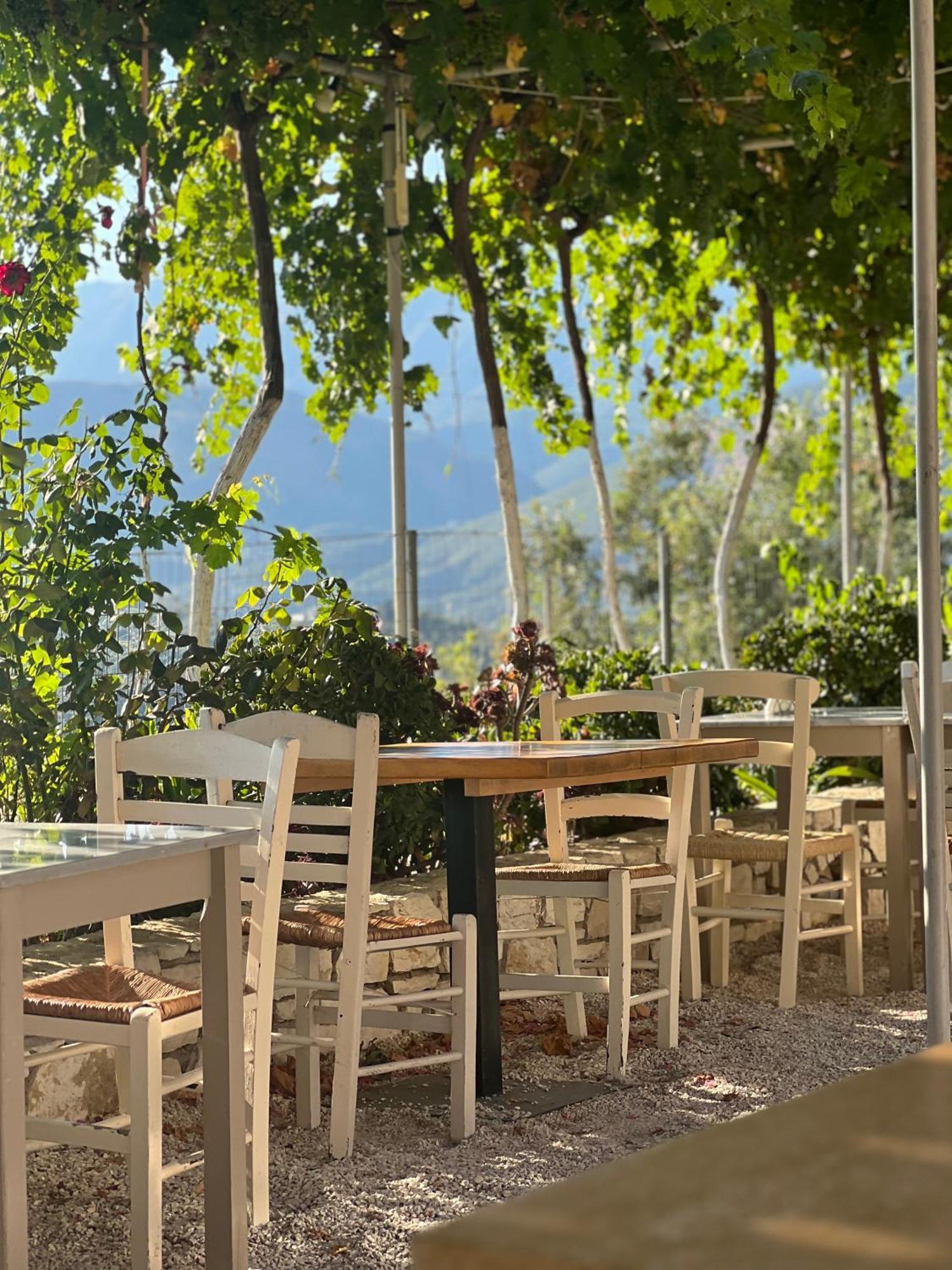 Elea Guesthouse Himara Kültér fotó