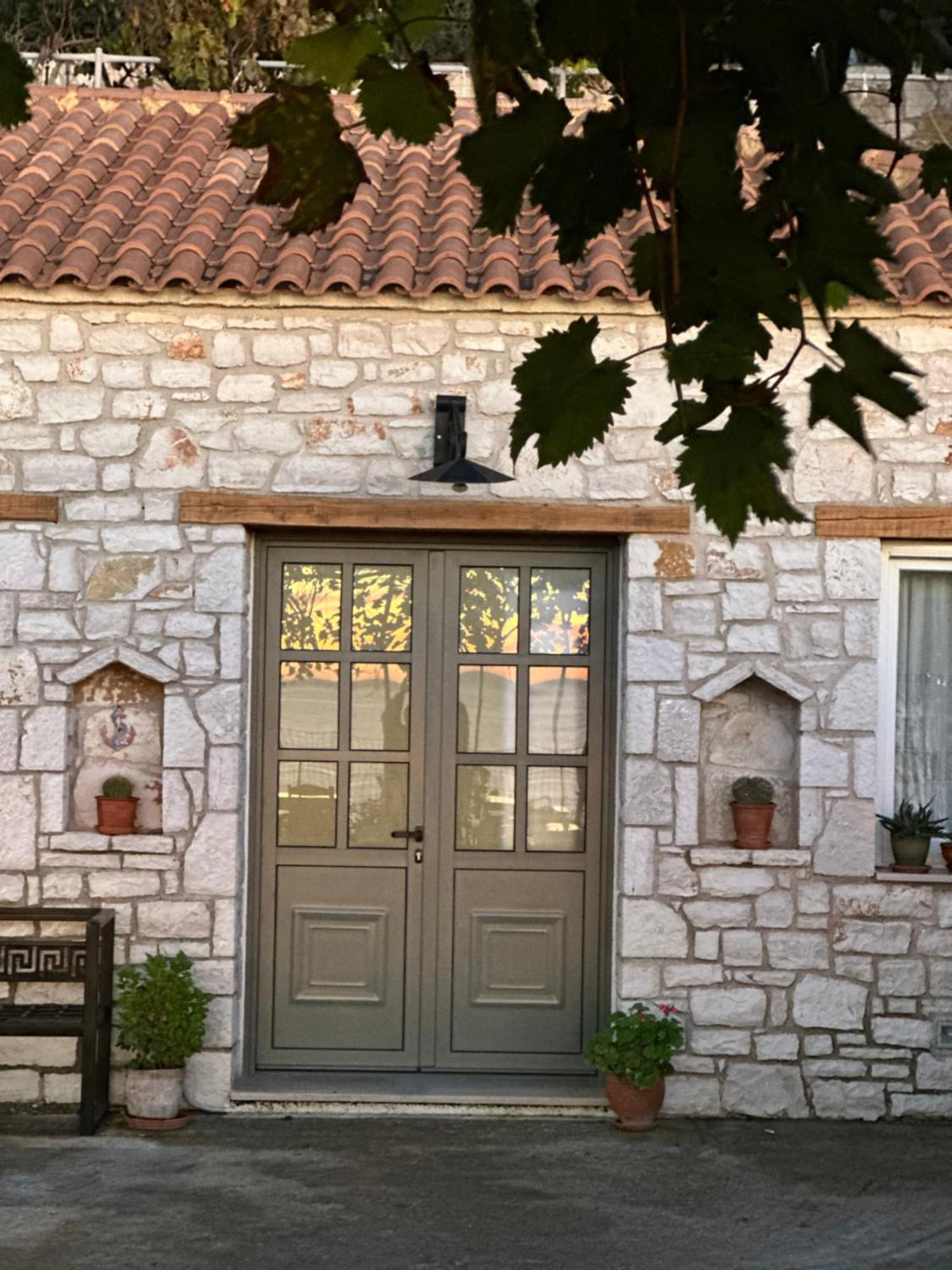 Elea Guesthouse Himara Kültér fotó